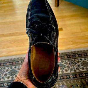 Like new wore only a few times.